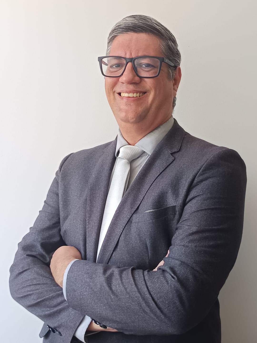 Dr. Felipe Klein